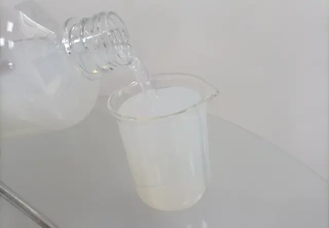 低黄变棉用软滑硅油VJ537-1B