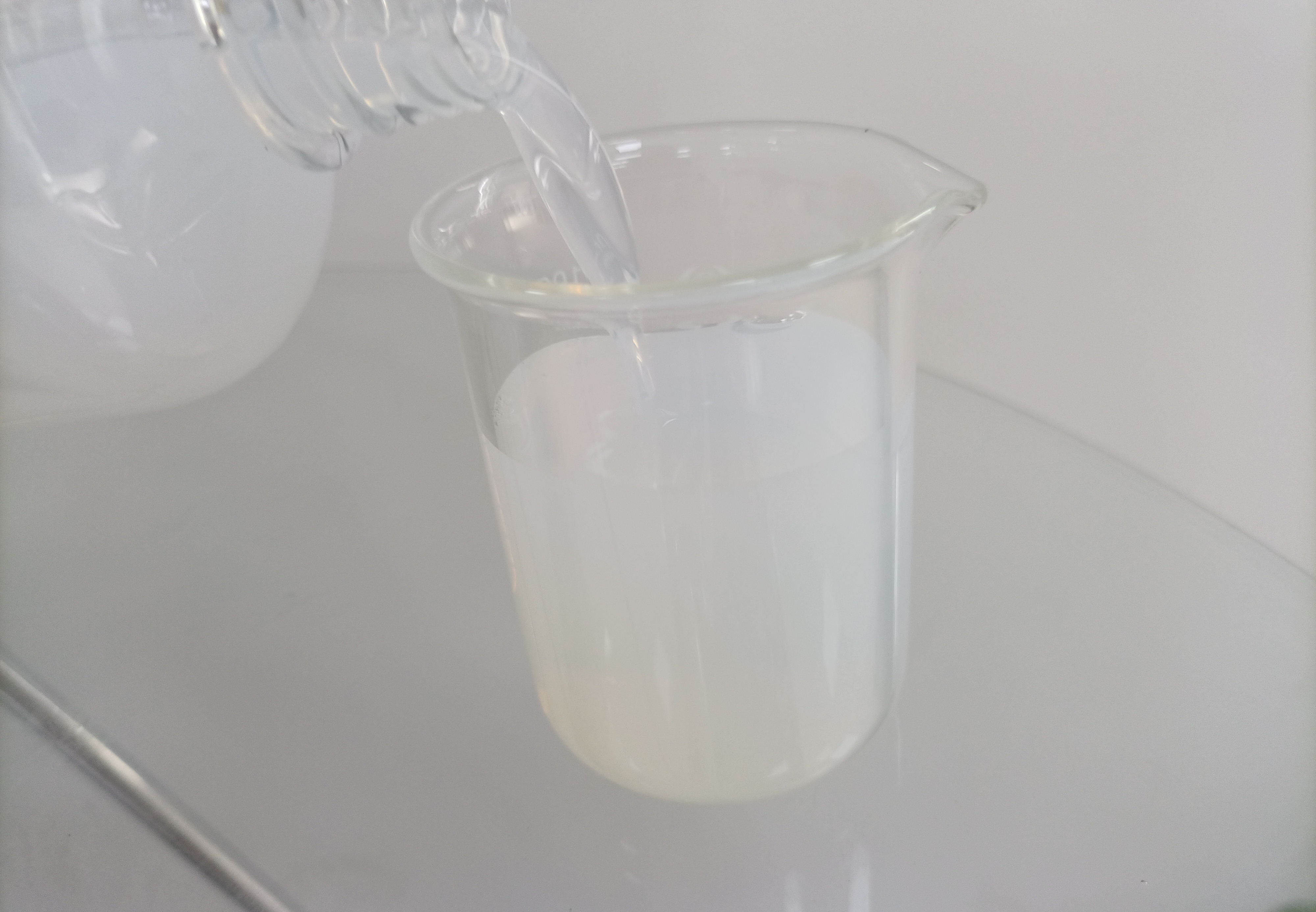 低黄变棉用软滑硅油VJ537B