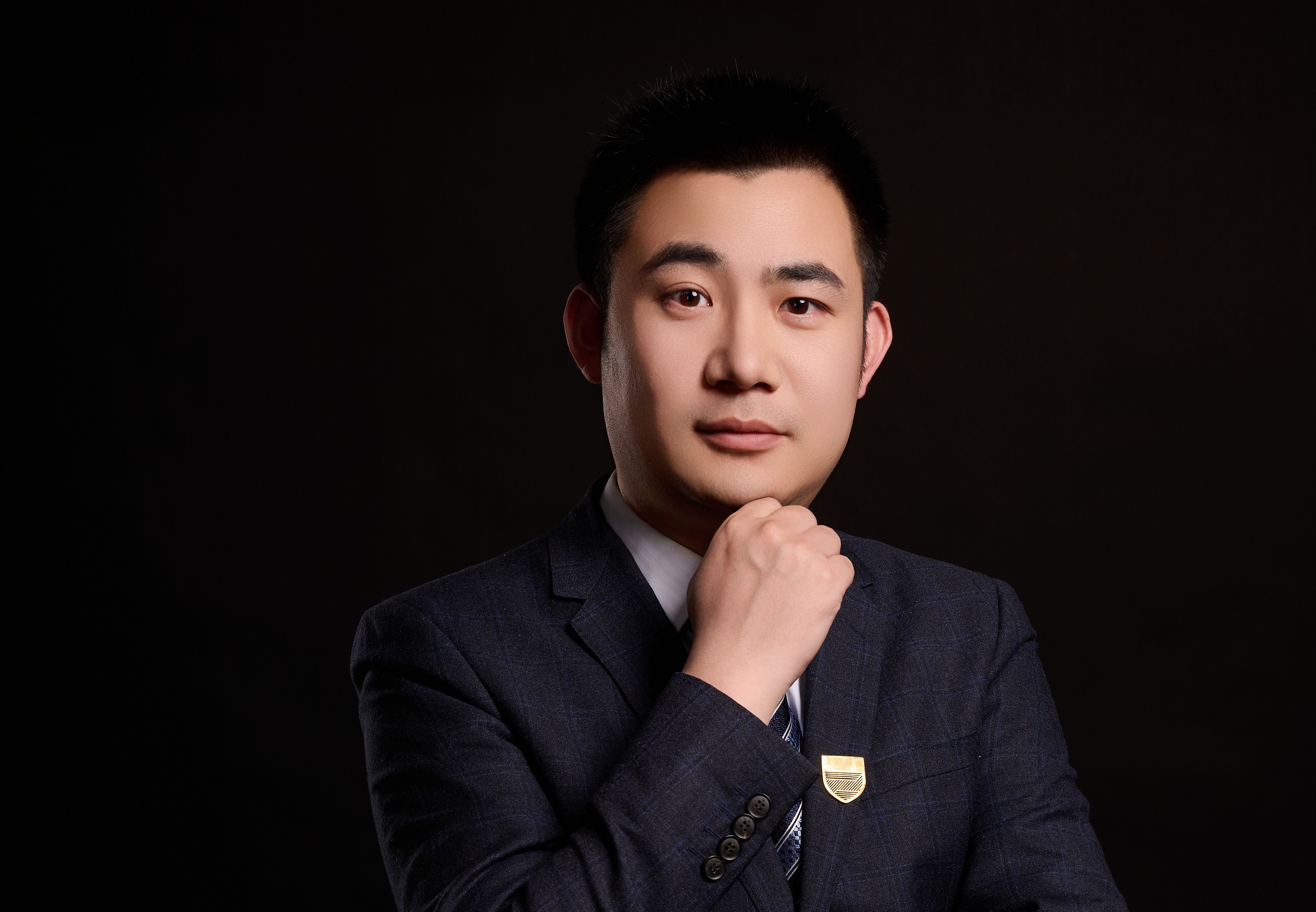 王芮平