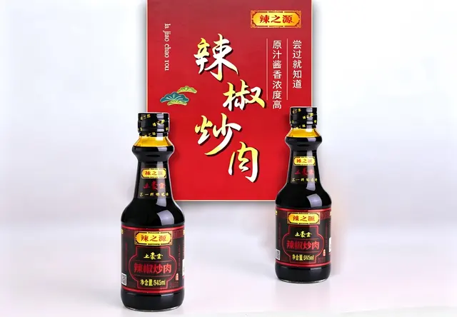 645ml土豪金辣椒炒肉调味料