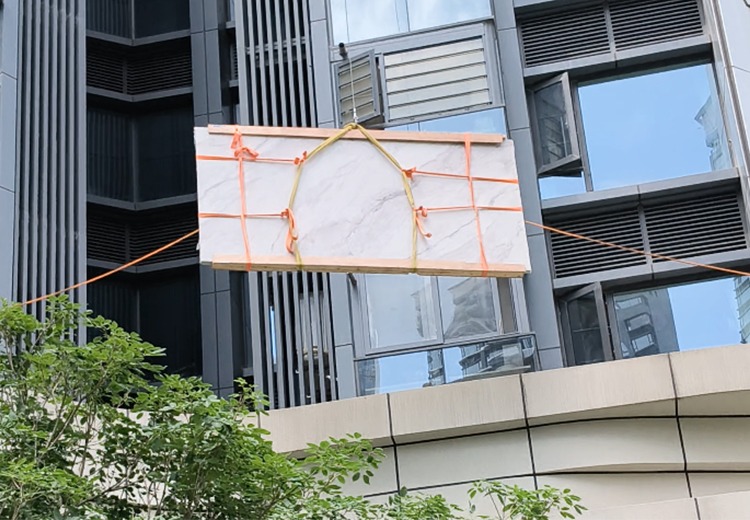 吊装大岩板上楼