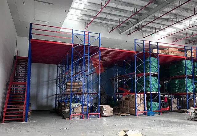 集成式阁楼货架-广州市钢鑫美货架厂
