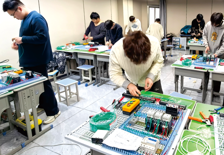 电子电工科目组