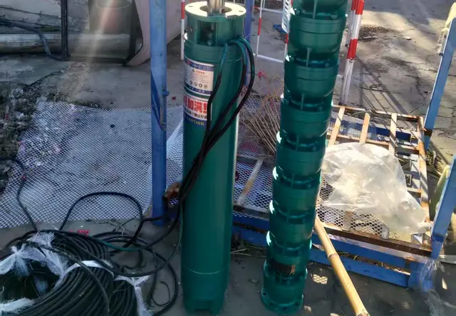 潜水泵