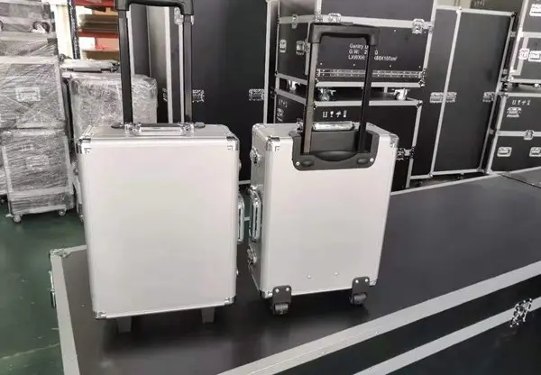 定制航空箱