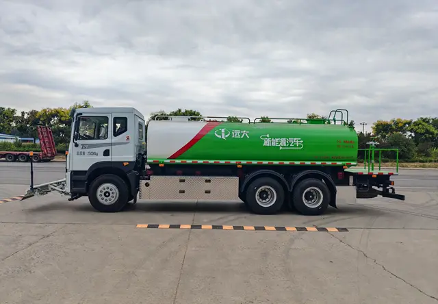 新能源洒水车