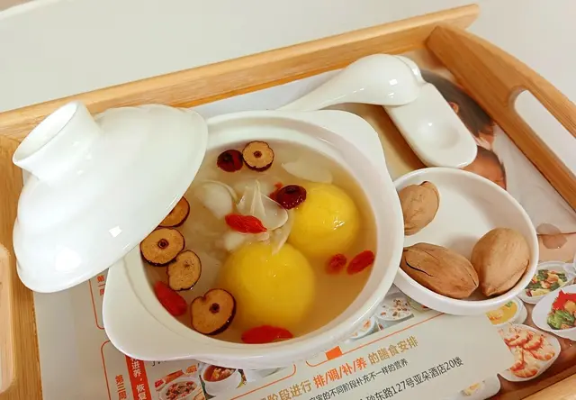 精致月子餐