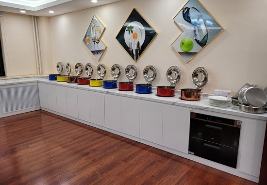裕铭琦&middot;商用自助取餐台（保温售饭台）
